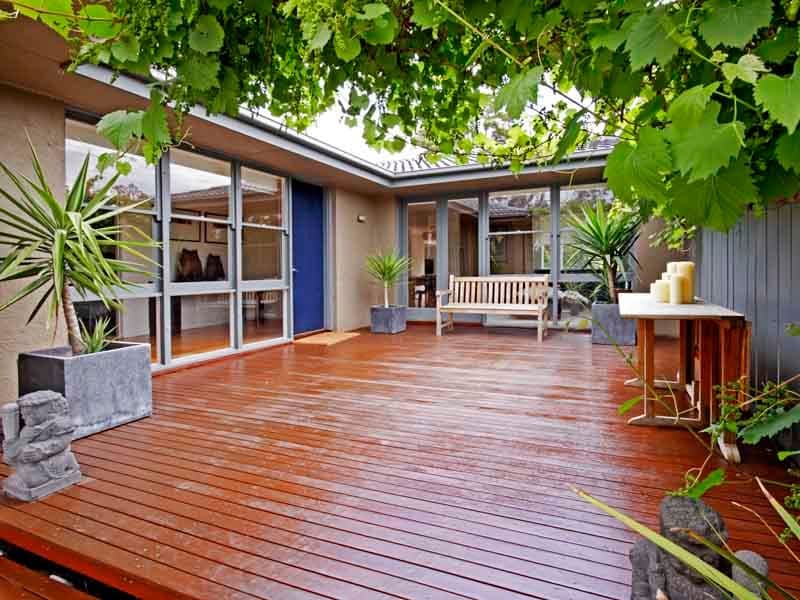 132 Thornhill Road, HIGHTON VIC 3216, Highton - Thumbnail 2