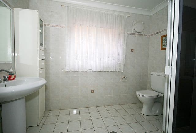 24 Keswick Street, GEORGES HALL NSW 2198, Georges Hall - Thumbnail 5