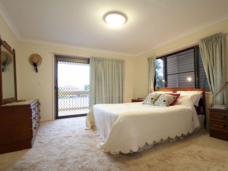 20 Amarna Street, EIGHT MILE PLAINS QLD 4113, Eight Mile Plains - Thumbnail 8