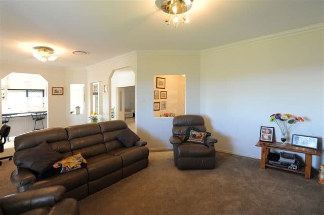 41 Catherine Crescent, KINGSTHORPE QLD 4400, Kingsthorpe - Thumbnail 6