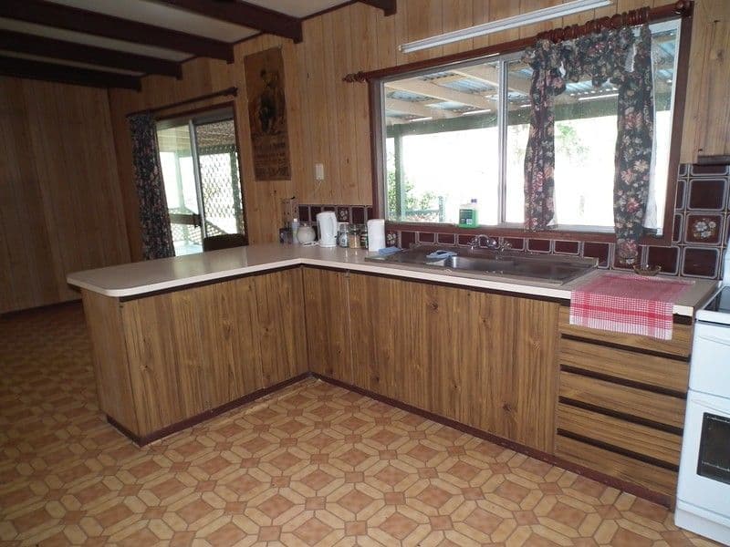 OAKHURST QLD 4650, Oakhurst - Image 1