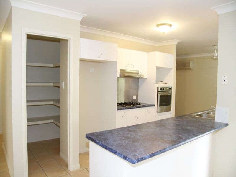 8 Burns Crescent, Wondai, QLD, 4606, Wondai - Thumbnail 2