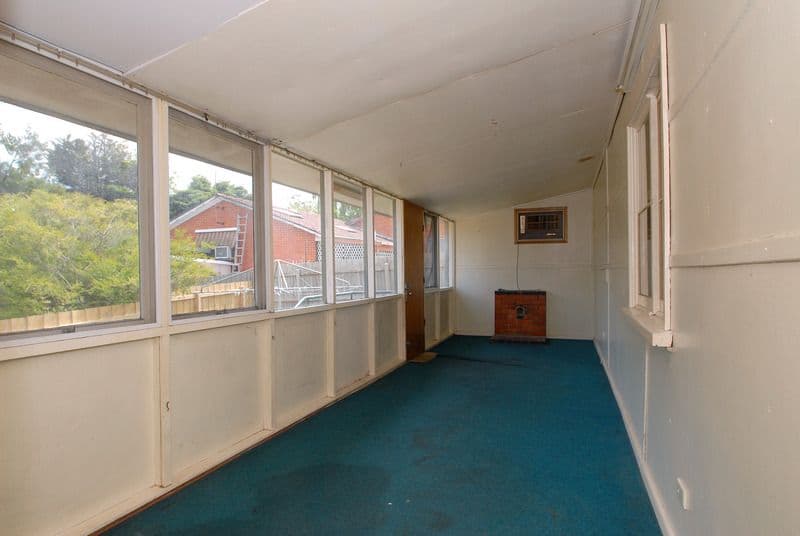 17 Selman Avenue, FERNTREE GULLY VIC 3156, Ferntree Gully - Thumbnail 3