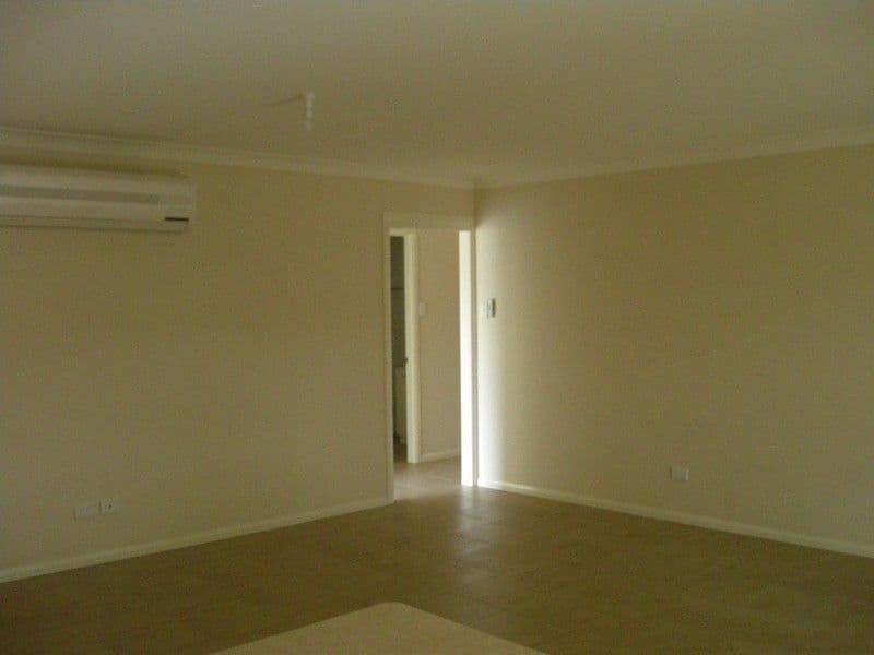 52 Herbert Street, GOONDIWINDI QLD 4390, Goondiwindi - Thumbnail 4