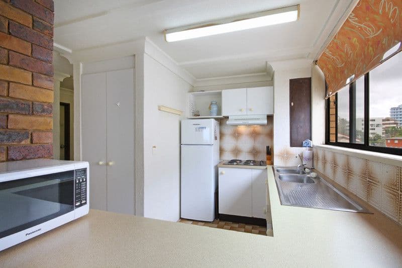 Unit 15 'Oceanic Apartments' 14 Warne Terrace, KINGS BEACH QLD 4551, Kings Beach - Thumbnail 5