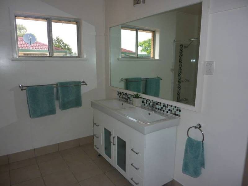 8 Ironbark Crescent, RACEVIEW QLD 4305, Raceview - Thumbnail 7