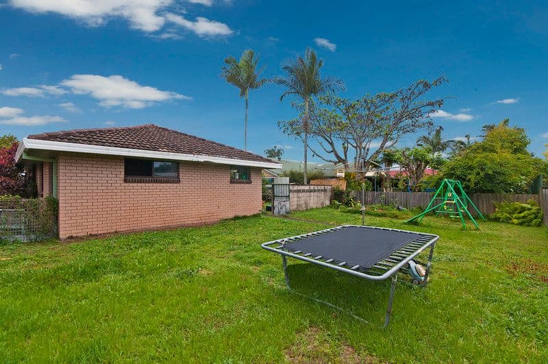 43 Coolibah Drive, PALM BEACH QLD 4221, Palm Beach - Thumbnail 3