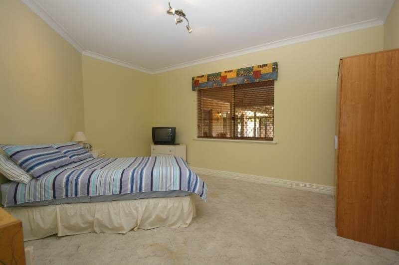 74 Shillington Way, WANNEROO WA 6065, Wanneroo - Thumbnail 6