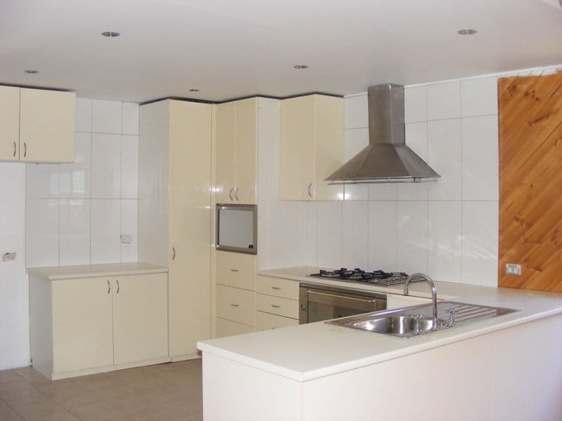 39 Phillips Crescent, MANGERTON NSW 2500, Mangerton - Thumbnail 3
