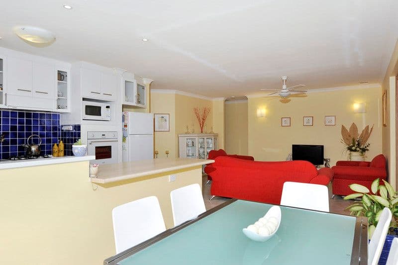 6 Prevelly Circle, WAIKIKI WA 6169, Waikiki - Thumbnail 6