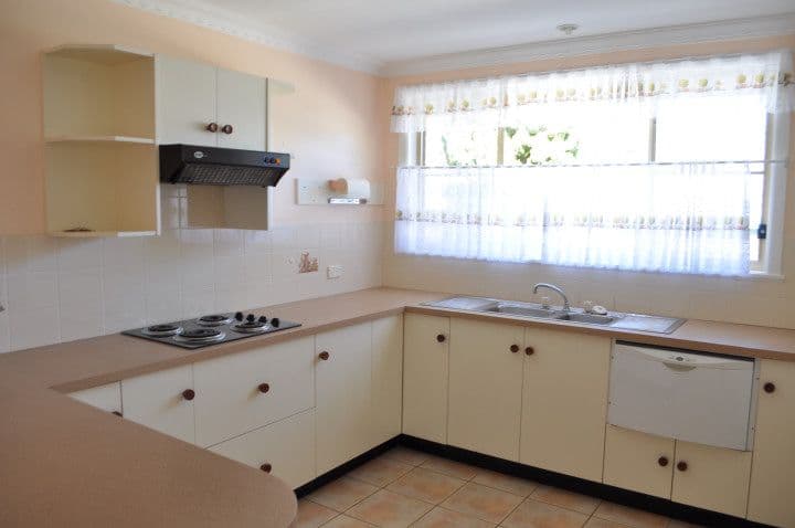 13 Commodore Place, TUNCURRY NSW 2428, Tuncurry - Thumbnail 4