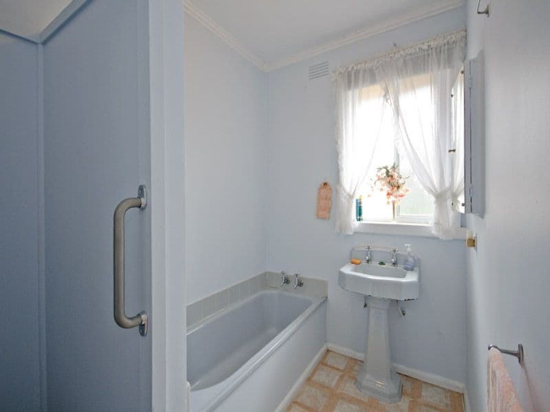 24 Twyford Street, BOX HILL NORTH VIC 3129, Box Hill North - Thumbnail 5