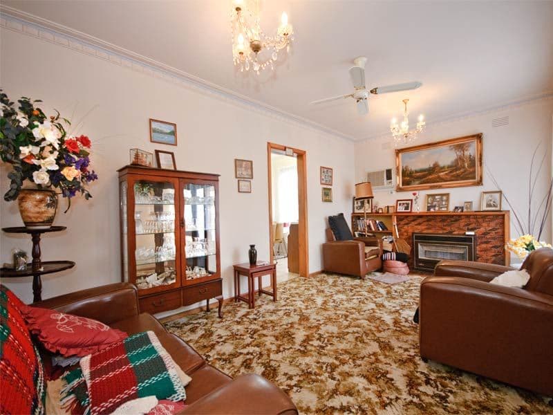 24 Twyford Street, BOX HILL NORTH VIC 3129, Box Hill North - Thumbnail 2