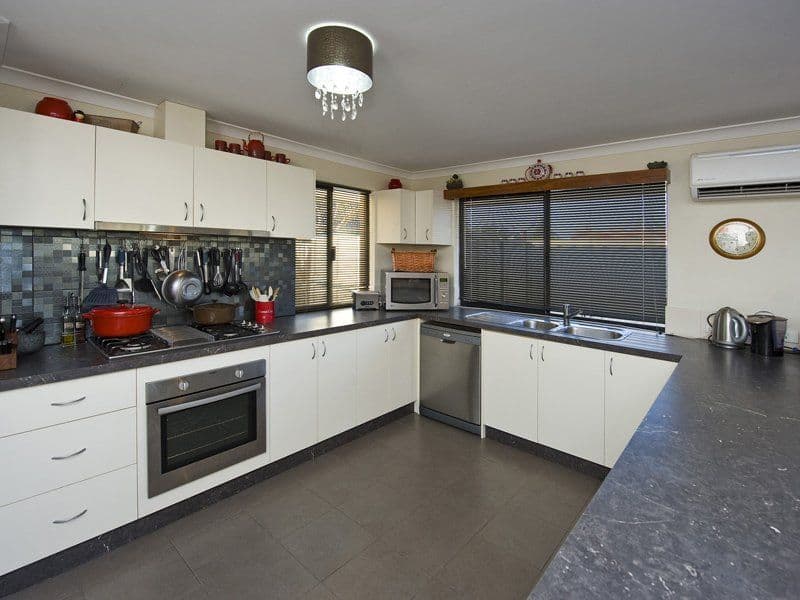 57B Donaldson Street, QUEENS PARK WA 6107, Queens Park - Thumbnail 2