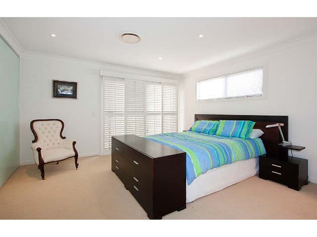 1 '19 Seaside Avenue' 19 Seaside Avenue, MERMAID BEACH QLD 4218, Mermaid Beach - Thumbnail 7