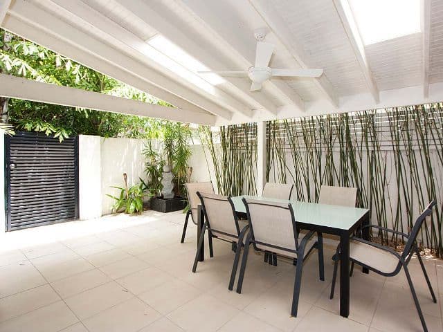 1 '19 Seaside Avenue' 19 Seaside Avenue, MERMAID BEACH QLD 4218, Mermaid Beach - Thumbnail 6
