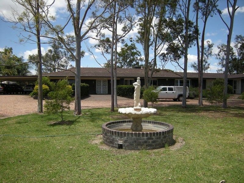 6 Kathy Way, Dean Park - Image 1