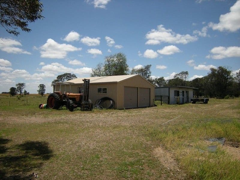 6 Kathy Way, Dean Park - Thumbnail 4
