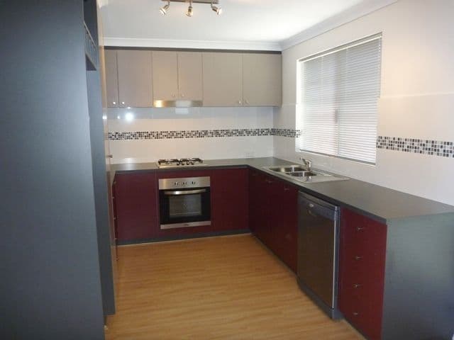 3/334 Fulham Street, CLOVERDALE WA 6105, Cloverdale - Thumbnail 2
