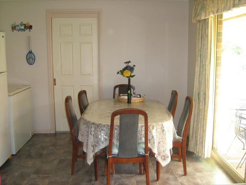 8 Samuel Court, YOUNG NSW 2594, Young - Thumbnail 6