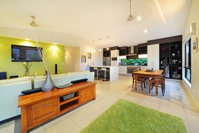 18 Abell Road, CANNONVALE QLD 4802, Cannonvale - Thumbnail 3
