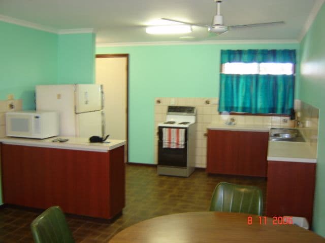 Unit 4 Ningaloo Apartments, EXMOUTH WA 6707, Exmouth - Thumbnail 3
