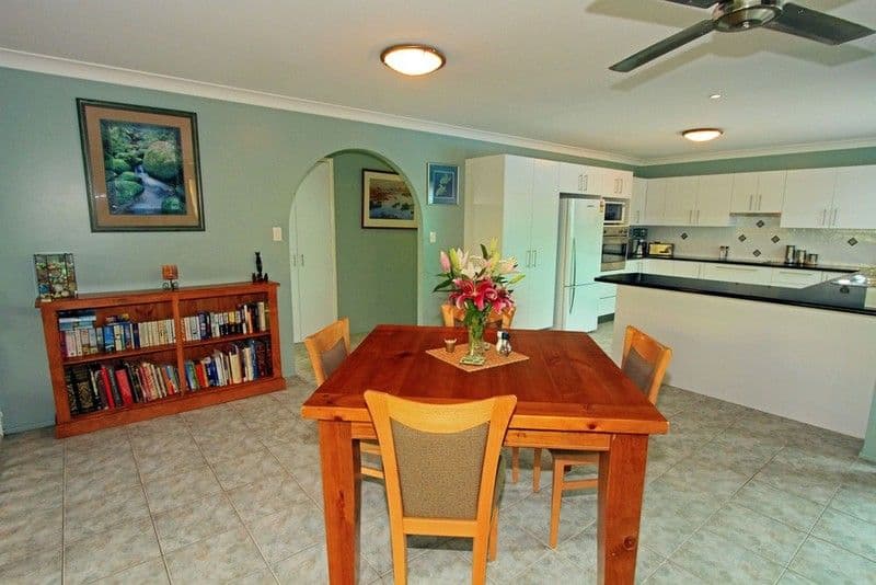 6 Housden Place, YEPPOON QLD 4703, Yeppoon - Thumbnail 5