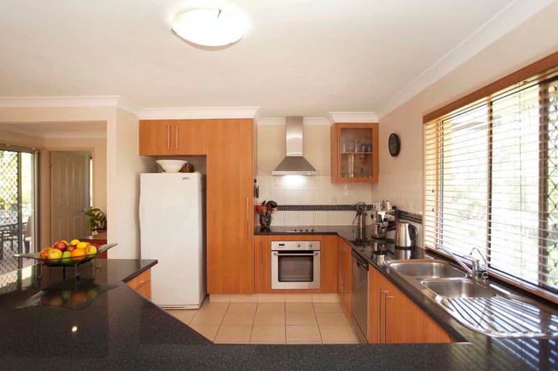 5 Suffolk Street, WISHART QLD 4122, Wishart - Thumbnail 4