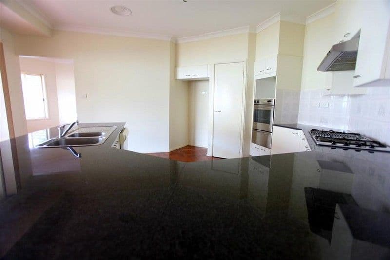 45 Boronia Drive, VOYAGER POINT NSW 2172, Voyager Point - Thumbnail 3