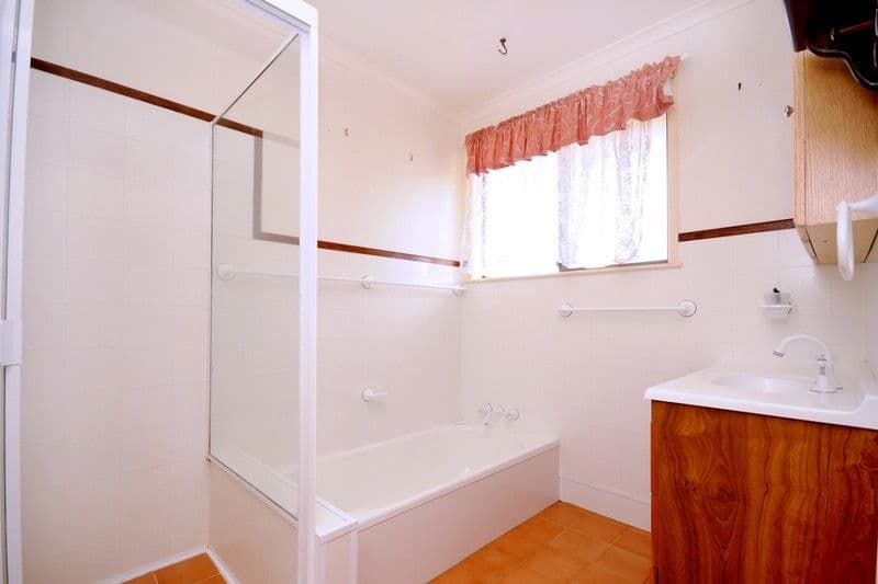 34 Friend Street, HARRISTOWN QLD 4350, Harristown - Thumbnail 6