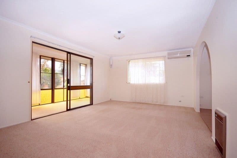 34 Friend Street, HARRISTOWN QLD 4350, Harristown - Thumbnail 3