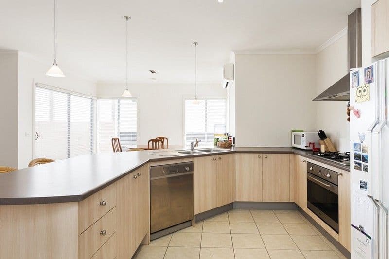49 Reservoir Crescent, ROWVILLE VIC 3178, Rowville - Thumbnail 2