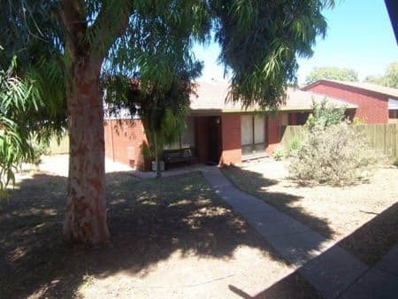 Unit 9 / 2 Douglas Avenue, REYNELLA SA 5161, Reynella - Thumbnail 2