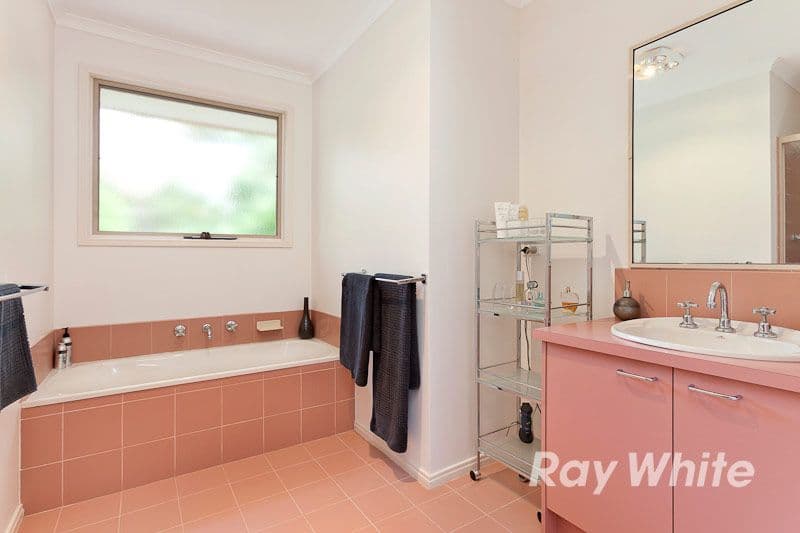 9 Waradgery Drive, ROWVILLE VIC 3178, Rowville - Thumbnail 8