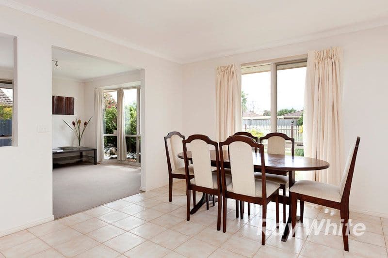 9 Waradgery Drive, ROWVILLE VIC 3178, Rowville - Thumbnail 5