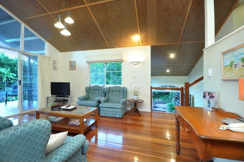 25 Balmerino Drive, CARINA QLD 4152, Carina - Thumbnail 5