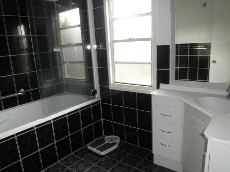 11 May Street, ROMA QLD 4455, Roma - Thumbnail 3