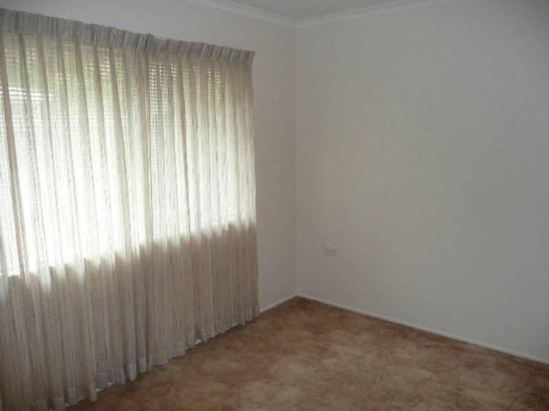 32 Langlo Street, RIVERHILLS QLD 4074, Riverhills - Thumbnail 7
