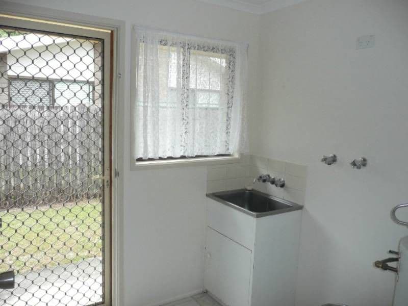 32 Langlo Street, RIVERHILLS QLD 4074, Riverhills - Thumbnail 4