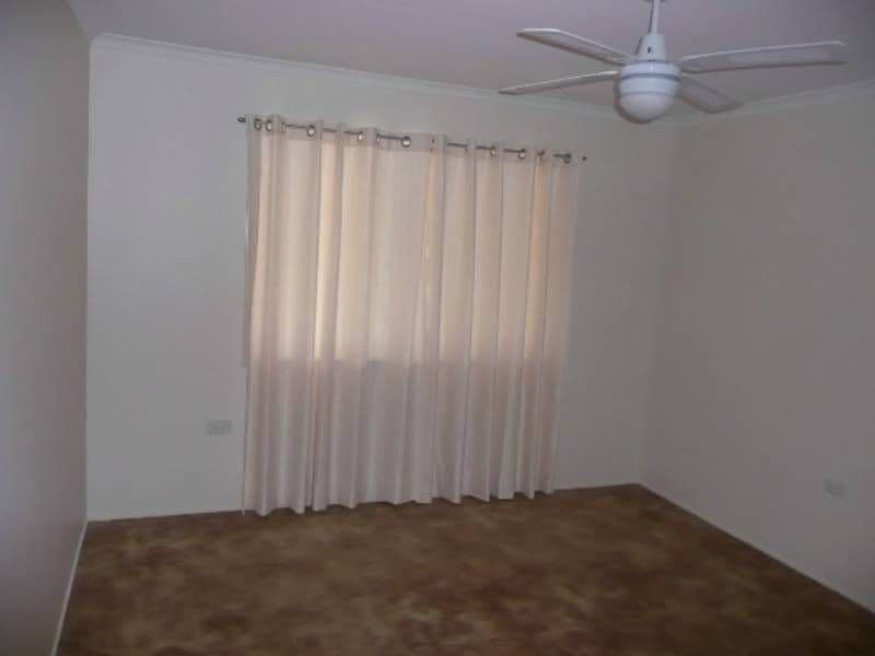 32 Langlo Street, RIVERHILLS QLD 4074, Riverhills - Thumbnail 5