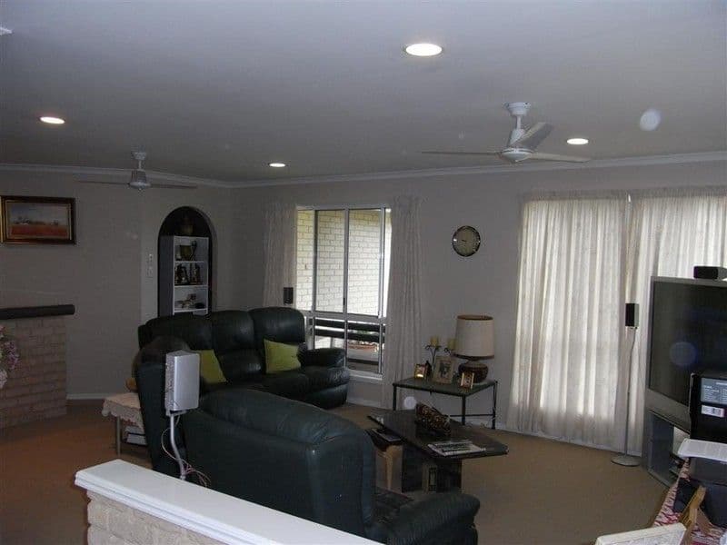 9 Trisha Court, SCARNESS QLD 4655, Scarness - Thumbnail 6