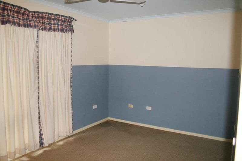 10a Demestre Street, YASS NSW 2582, Yass - Thumbnail 8