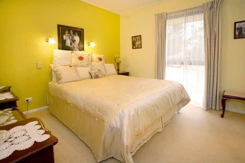 238 Gallaghers Road, GLEN WAVERLEY VIC 3150, Glen Waverley - Thumbnail 6