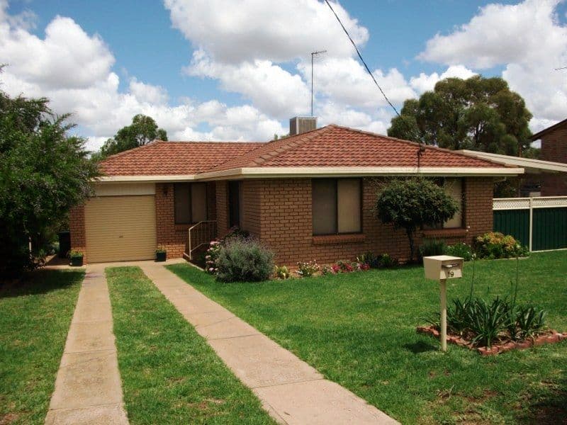19 McGregor Street, CONDOBOLIN NSW 2877, Condobolin - Image 1