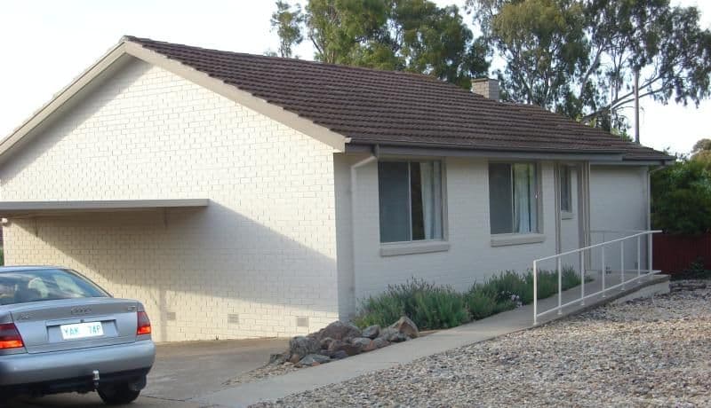 10 Aurora Close, MAWSON ACT 2607, Mawson - Image 1