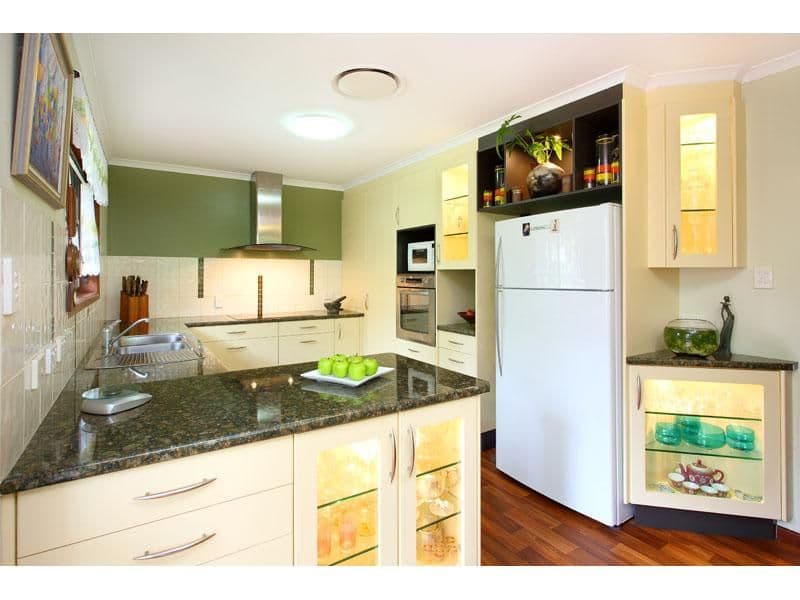 2B Goolman Street, CHAPEL HILL QLD 4069, Chapel Hill - Thumbnail 2