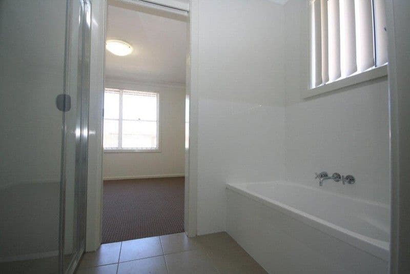 18 Croudace Road, ELERMORE VALE NSW 2287, Elermore Vale - Thumbnail 8