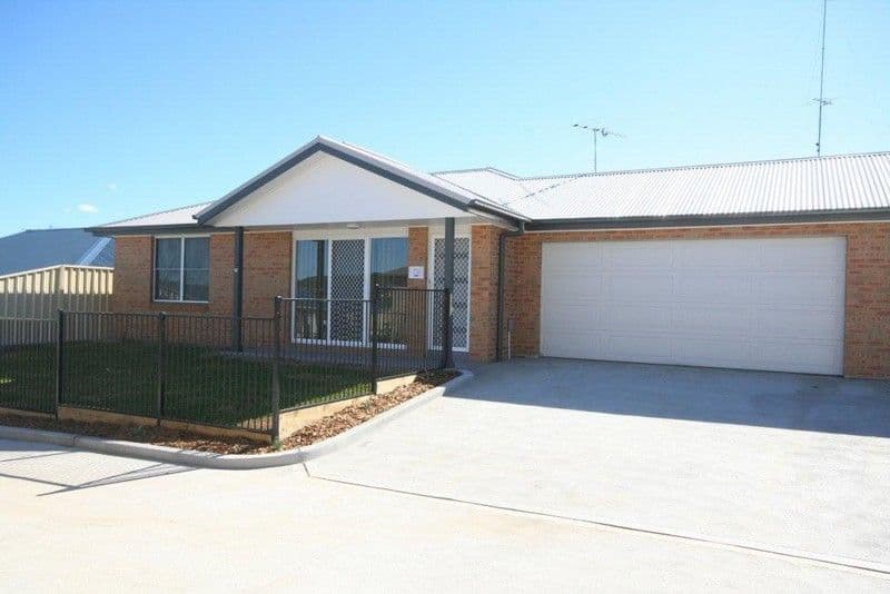 18 Croudace Road, ELERMORE VALE NSW 2287, Elermore Vale - Image 1