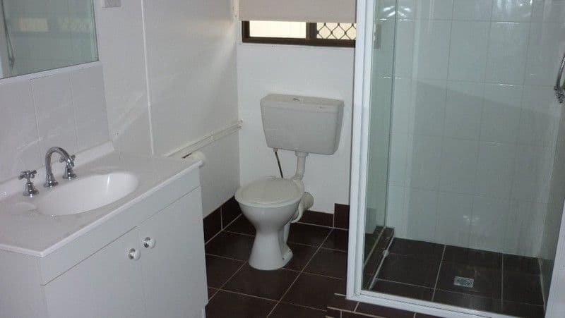 5 McNulty Street, GOONDIWINDI QLD 4390, Goondiwindi - Thumbnail 3
