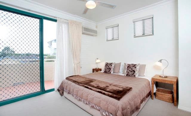 67 Oxlade Drive, NEW FARM QLD 4005, New Farm - Thumbnail 5